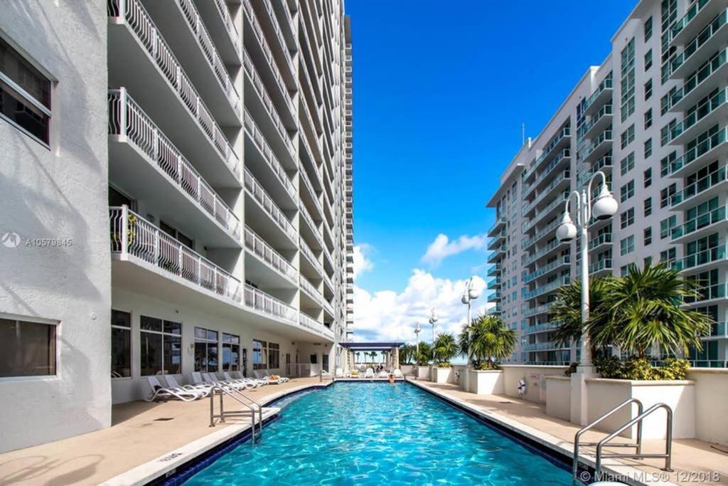 Luxury Penthouse Brickell 3 Bedrooms Free Parking マイアミ エクステリア 写真
