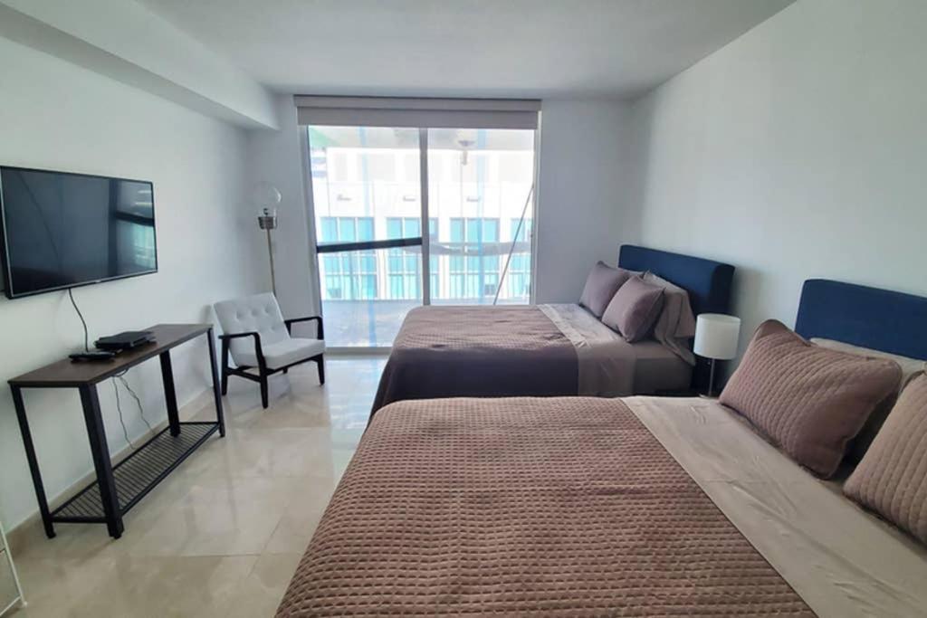 Luxury Penthouse Brickell 3 Bedrooms Free Parking マイアミ エクステリア 写真