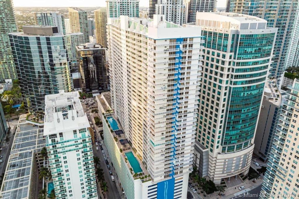 Luxury Penthouse Brickell 3 Bedrooms Free Parking マイアミ エクステリア 写真