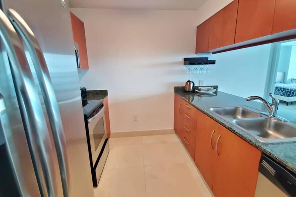 Luxury Penthouse Brickell 3 Bedrooms Free Parking マイアミ エクステリア 写真