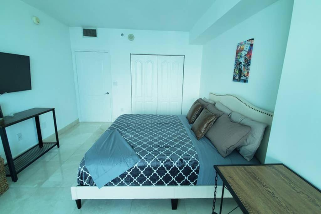 Luxury Penthouse Brickell 3 Bedrooms Free Parking マイアミ エクステリア 写真