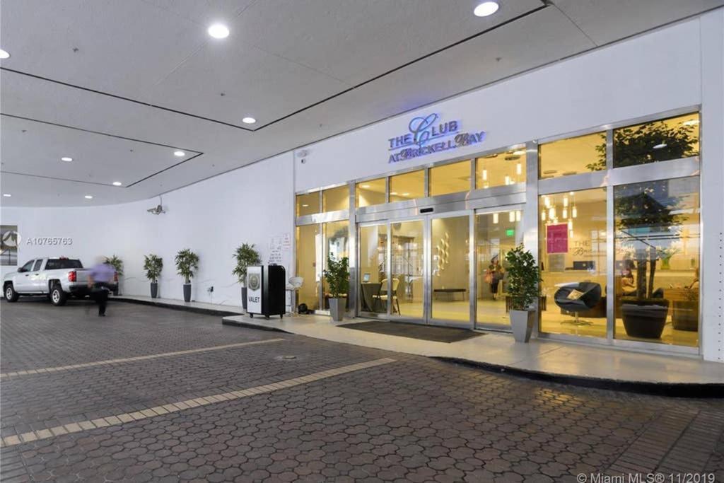 Luxury Penthouse Brickell 3 Bedrooms Free Parking マイアミ エクステリア 写真