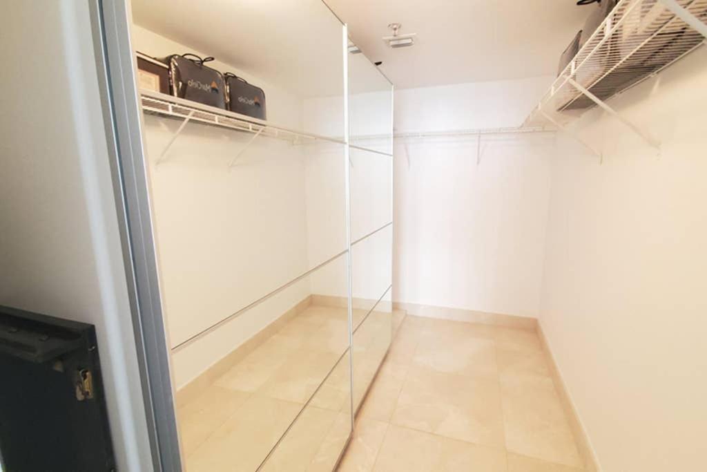 Luxury Penthouse Brickell 3 Bedrooms Free Parking マイアミ エクステリア 写真