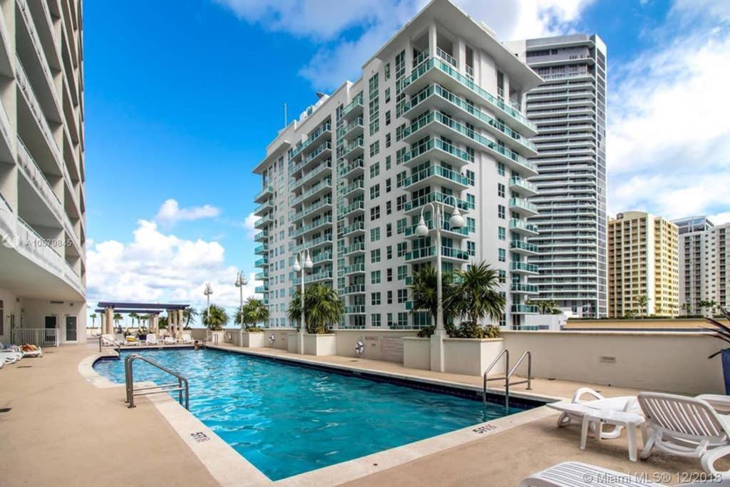 Luxury Penthouse Brickell 3 Bedrooms Free Parking マイアミ エクステリア 写真
