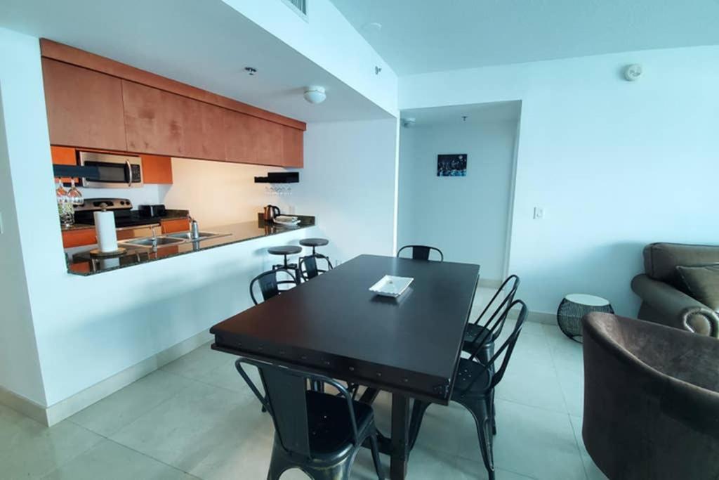 Luxury Penthouse Brickell 3 Bedrooms Free Parking マイアミ エクステリア 写真