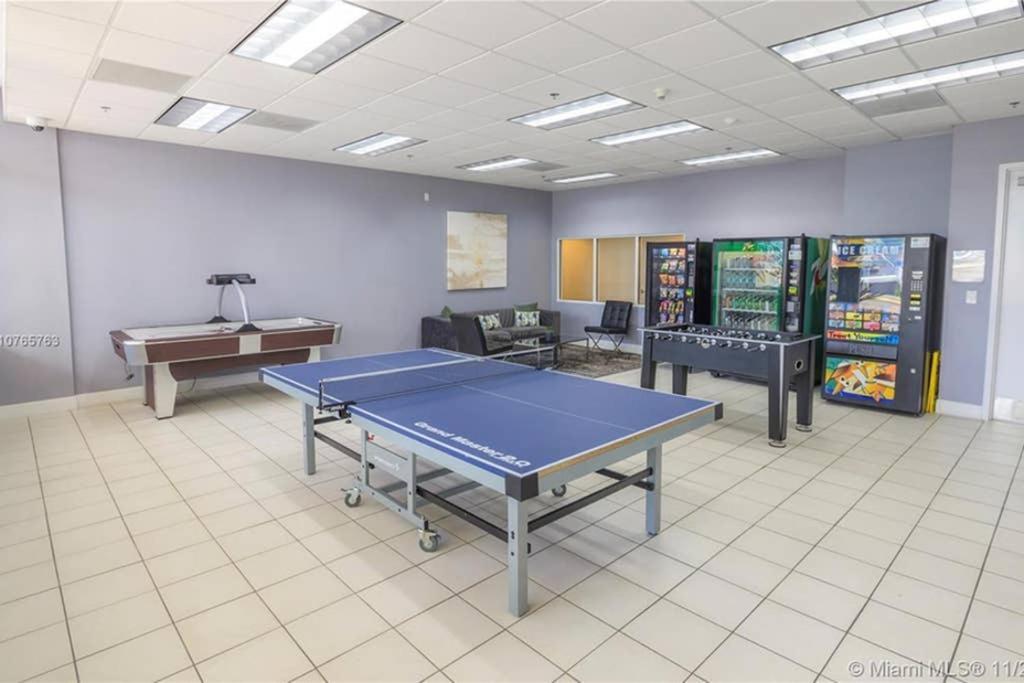 Luxury Penthouse Brickell 3 Bedrooms Free Parking マイアミ エクステリア 写真